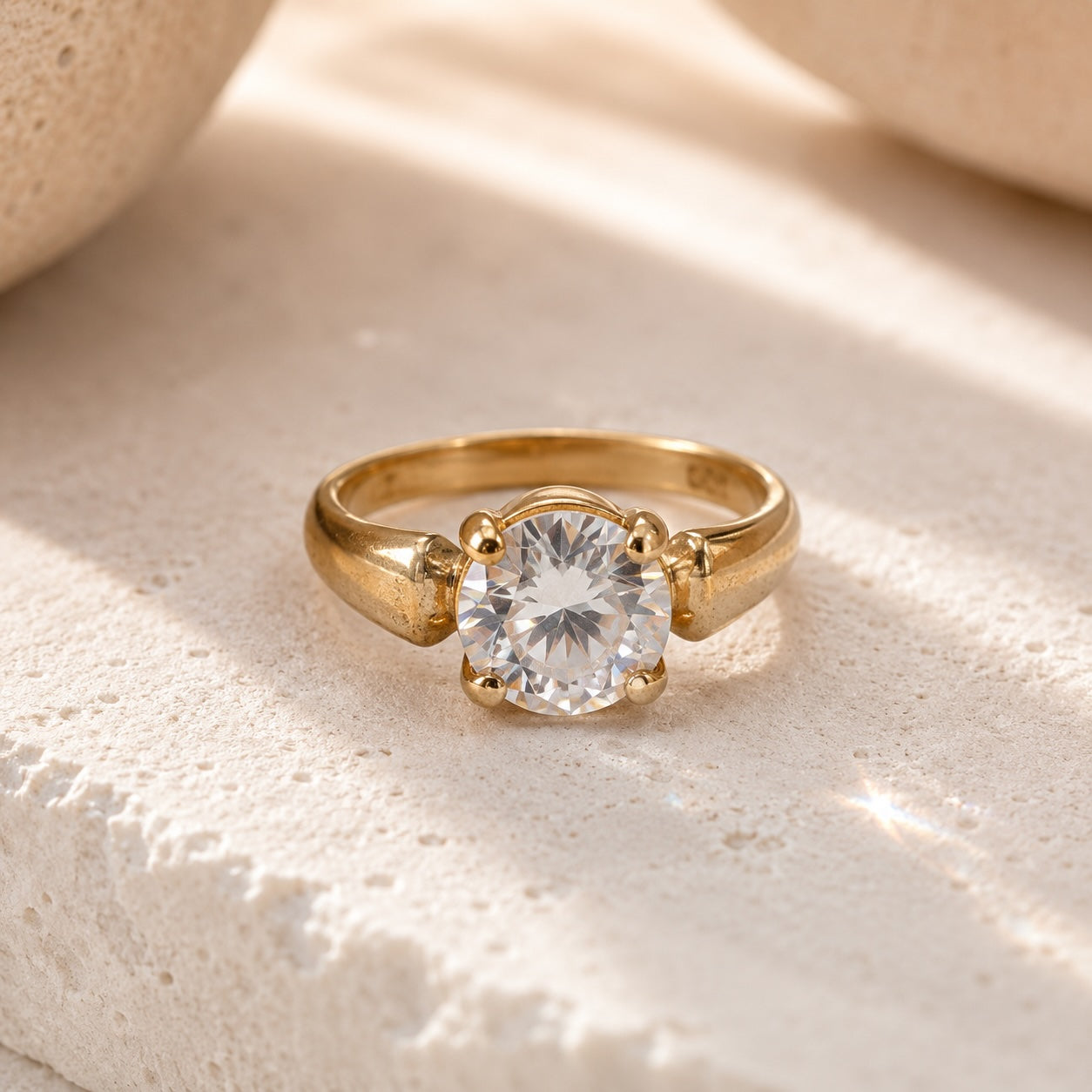 High Quality Zirkonia Ring aus 925 Sterling Silber vergoldet | Größe 60