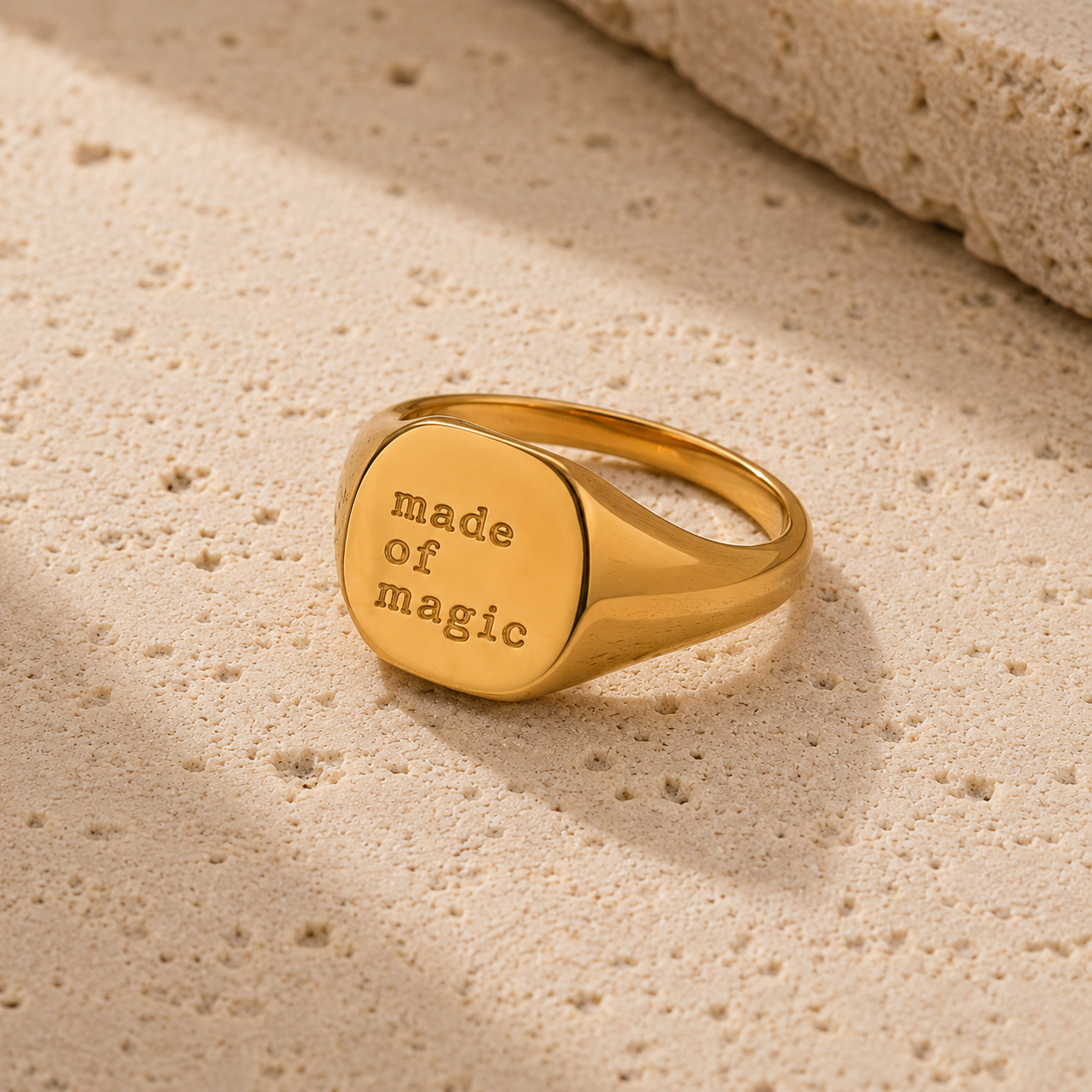 Made of Magic Ring – Goldener Edelstahl Ring