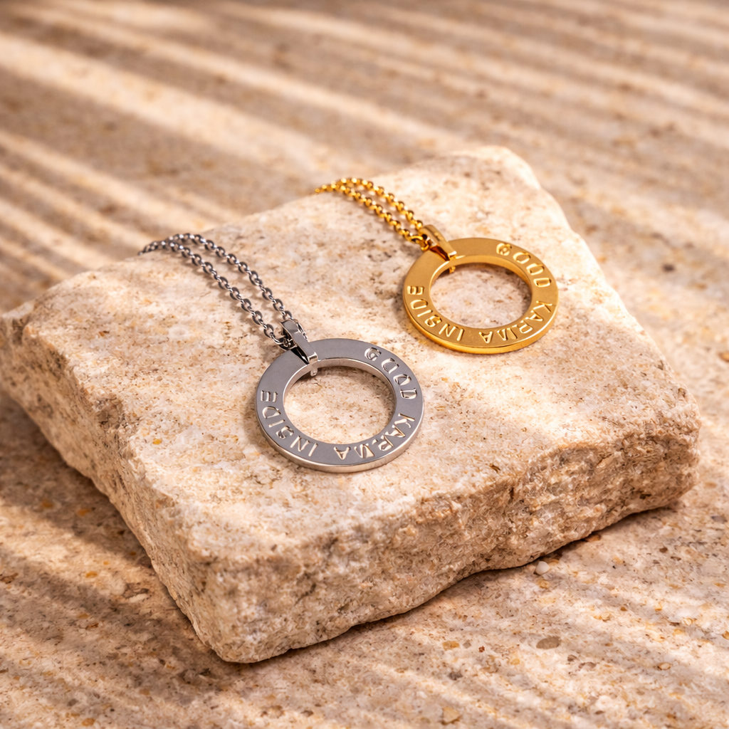 Mantrakette „GOOD KARMA INSIDE“ – Edelstahl Halskette in Gold oder Silber – 45+5 cm