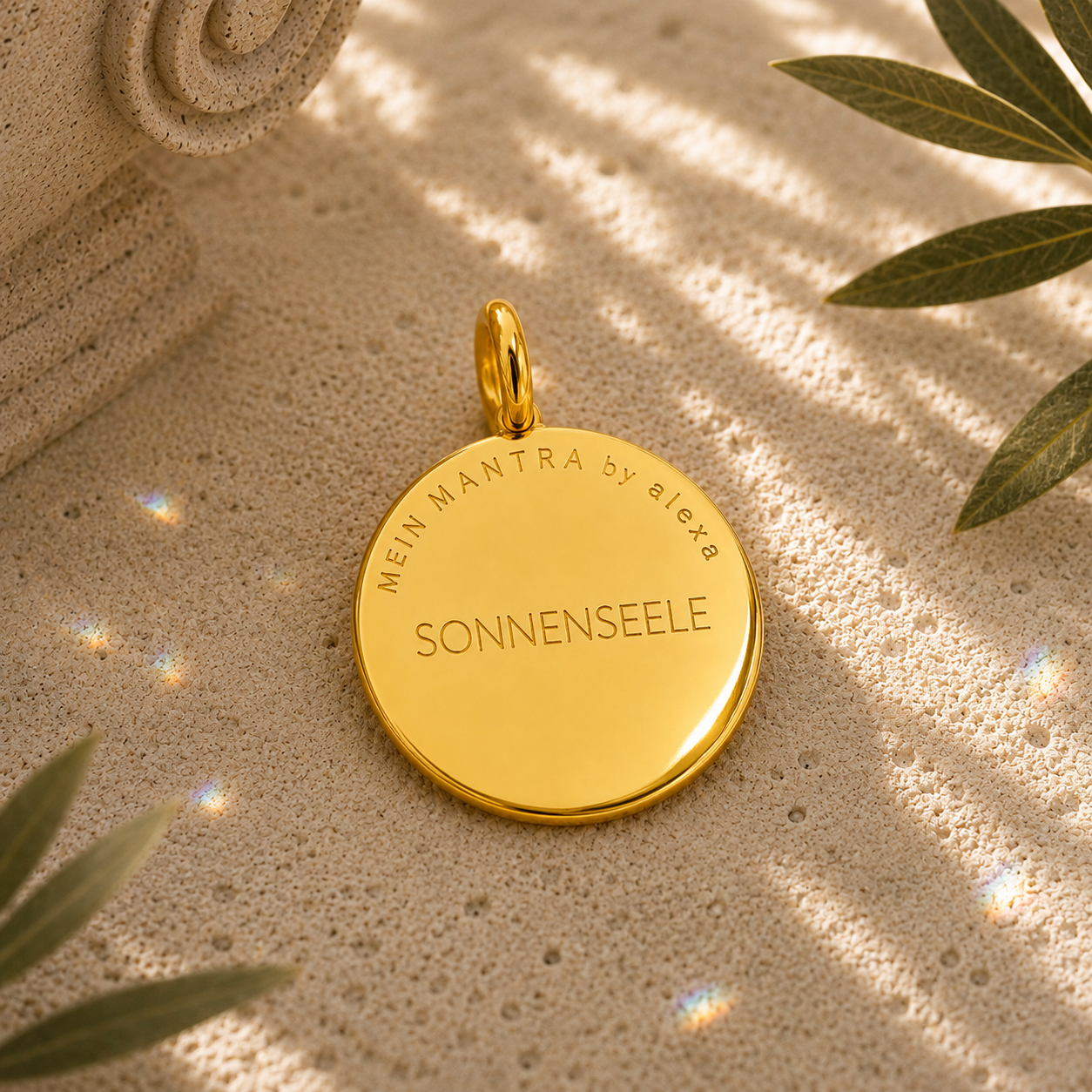 Sonnenseele Charm | Mandala Anhänger aus Edelstahl Gold & Silber | Mein Mantra