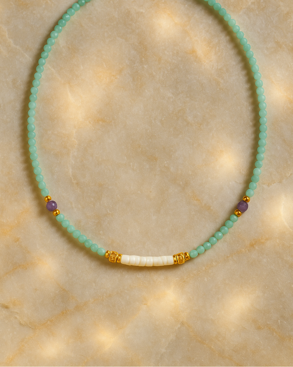 Nalani Kette – Amazonit, Amethyst & Perlmutt