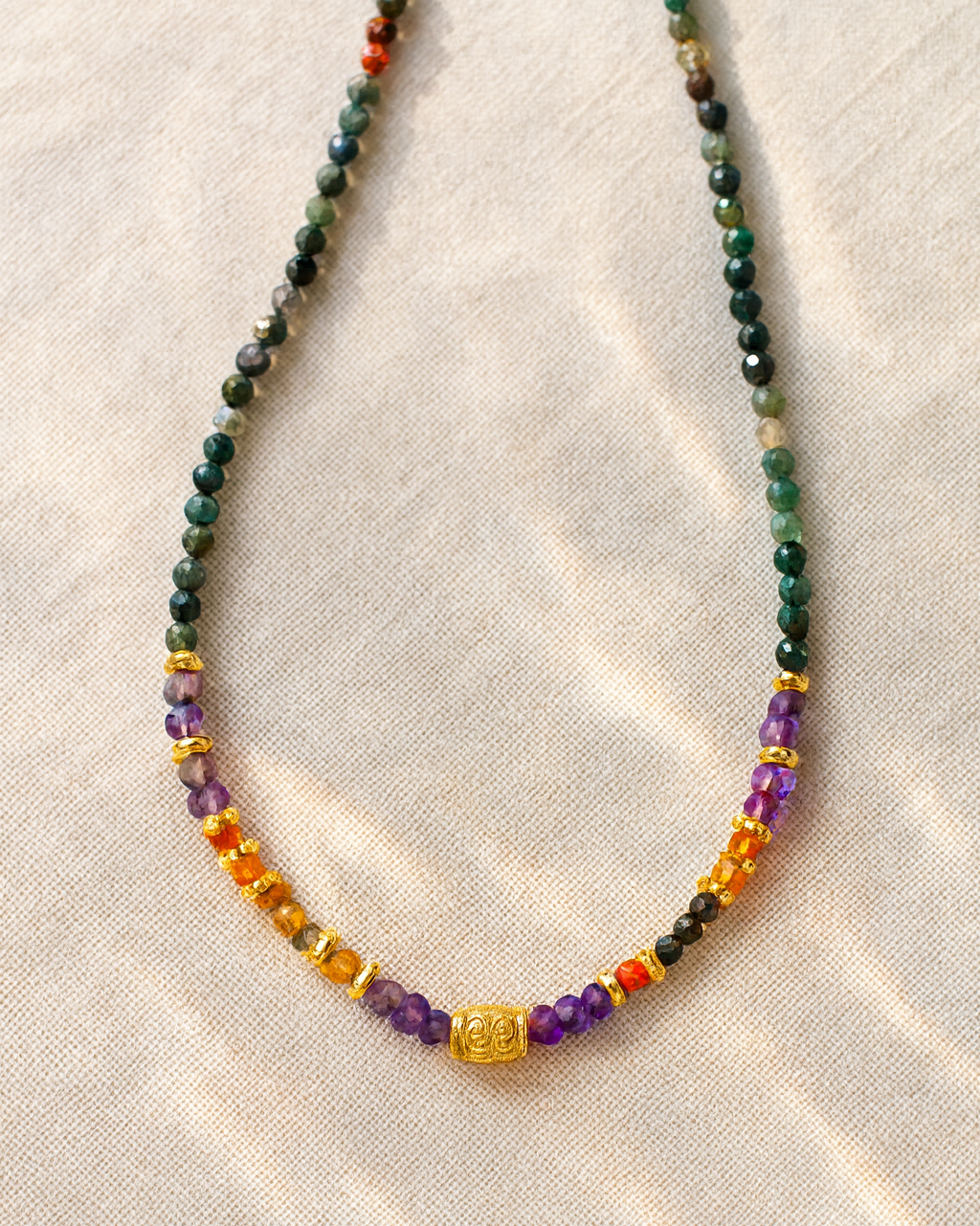 Onaia Kette – Indischer Achat, Amethyst & Roter Aventurin