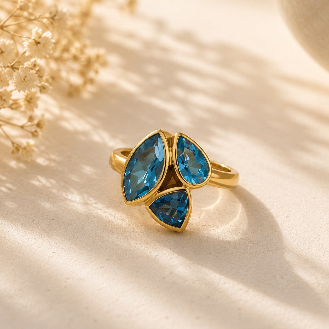 Swiss Blue Topas Ring aus 925 Sterling Silber vergoldet | Größe 60