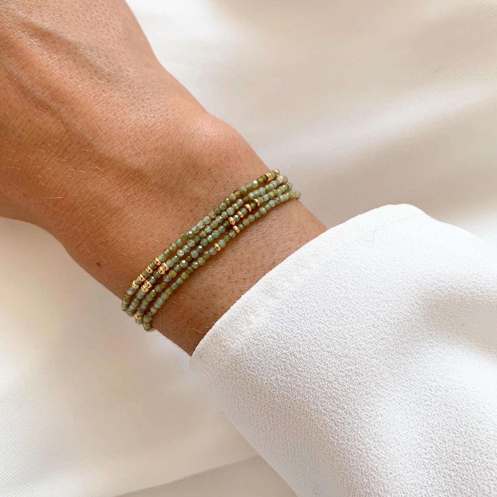 Tsavorit Triple Armband