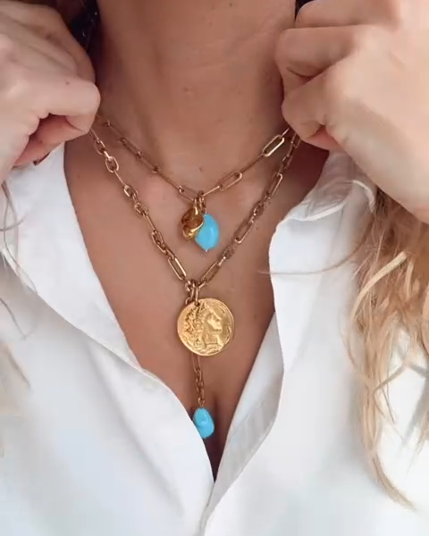 Goldene Halsketten mit Antiker Münze & Türkis