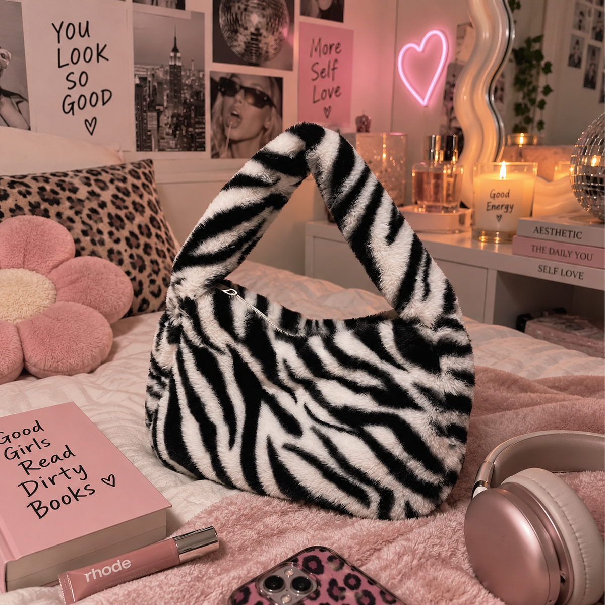 Kuscheltasche Y2K - Zebra Schwarz Weiß