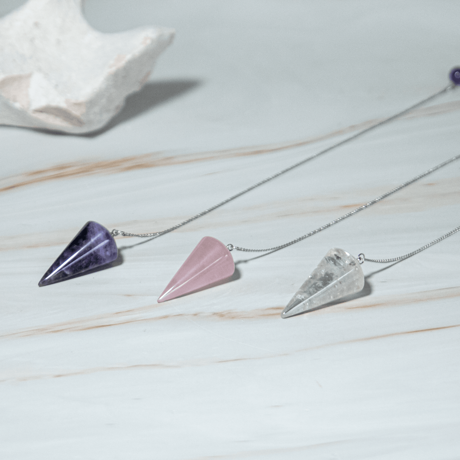 Rosenquarz Bergkristall Amethyst Pendel für Liebe Drittes Auge Harmonie Rituale 