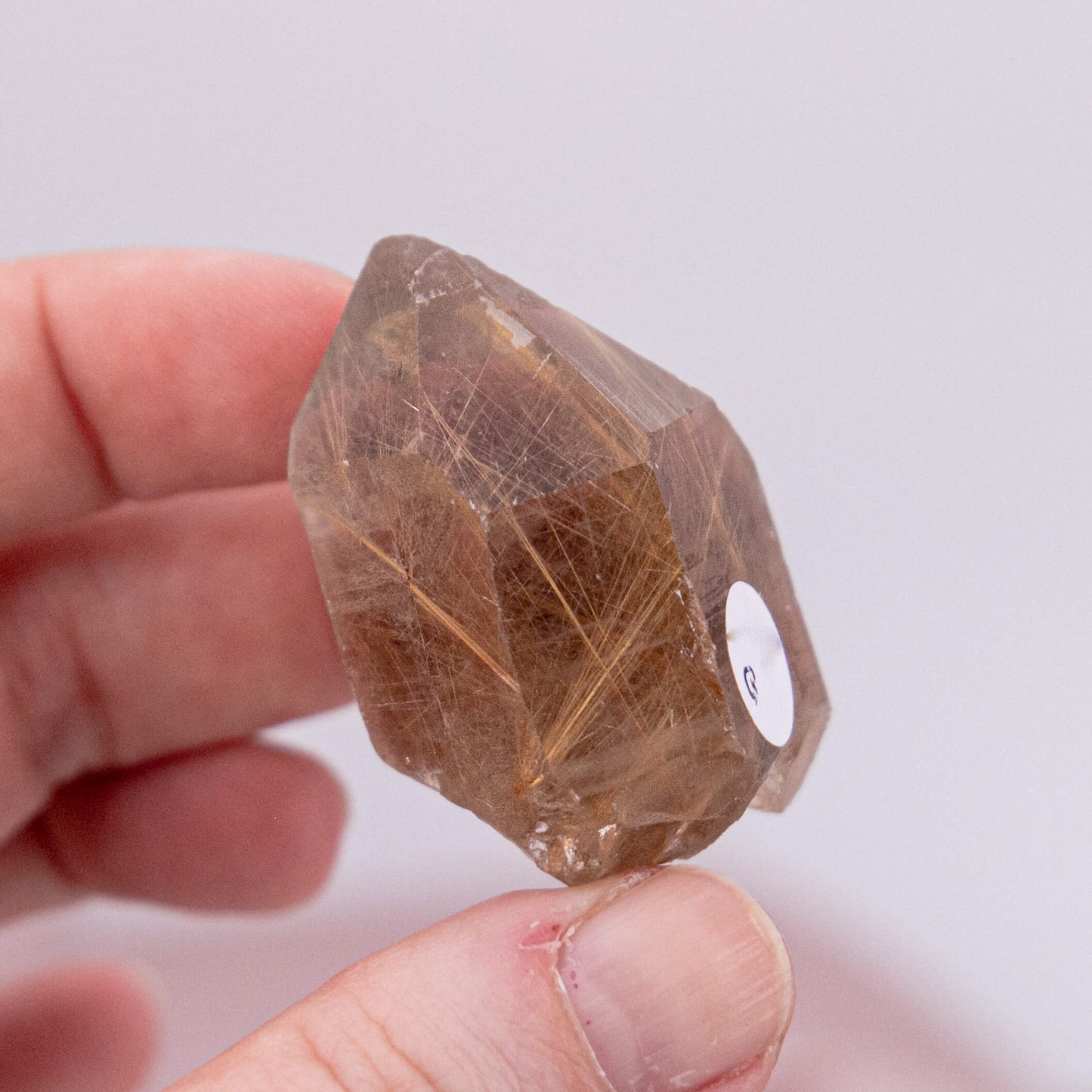 Rutilquarz Rutil Quarz Edelstein Heilsteine Kristalle Schutzsteine Rutilnadeln grau braun gold Geburts- & Glücksstein für den: 12. August Sternzeichen: Zwillinge & Löwe Chakra: Halschakra + Solarplexus