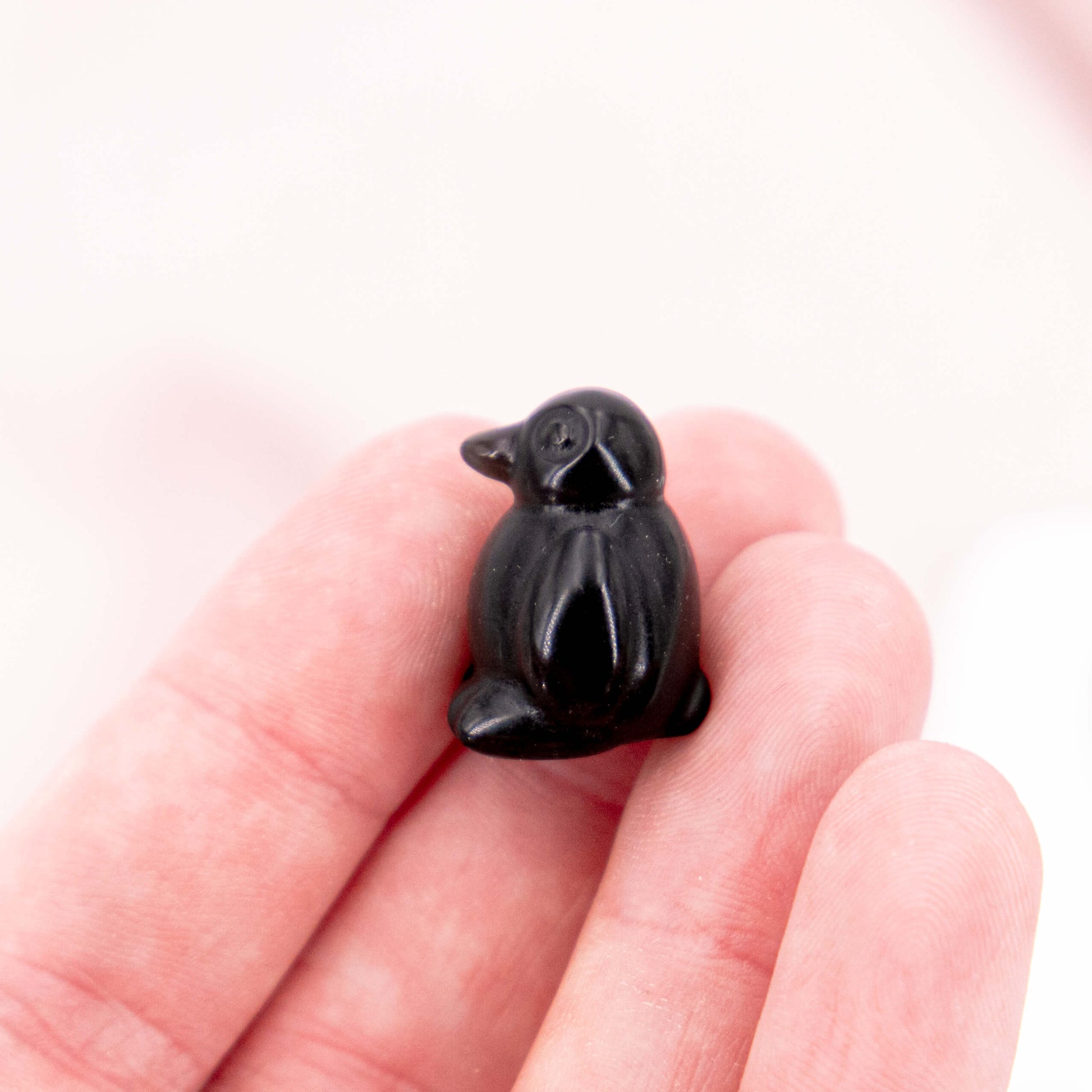 Obsidian Mini Carving schwarz Flash Regenbogen silber gold Pinguin Pingui Kinder Tier Fisch Arktis Nordpol Schnabel Eis