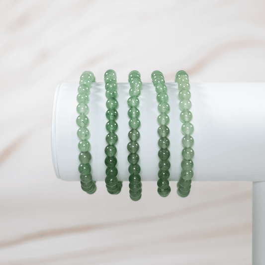 Grüner Aventurin Edelstein Armband Schmuck Kristallschmuck steht für Geborgenheit Chancen Glück Heilung Positiv Erneuerung Fülle Onlineshop Kristall Annurah Deutschland 