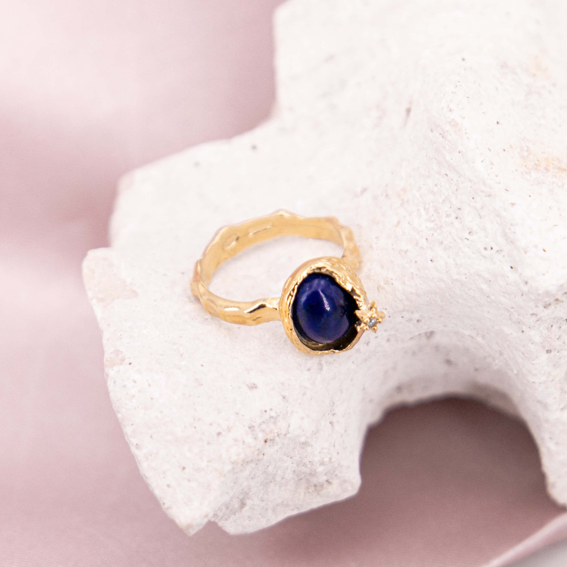 Lapislazuli Ring blau vergoldet handgemacht oval Stern Annurah Schmuck Ring Ringgröße 54 56