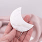 Druzy Schneeachat Achat Schnee weiss Achat Druse Glitzer Mond Kristall Annurah Edelstein Heilstein Halbmond Schnitzerei Carving Slab Deko Stein Selbstakzeptanz Selbstbewusstsein gegen negative Energien Vertrauen Mut Neuanfang Chakra Sternzeichen