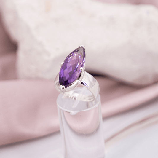 Amethyst Ring Statement Ring Silber Heilsteine Kristalle Crystals Schmuck Kristallschmuck Meditation drittes Auge