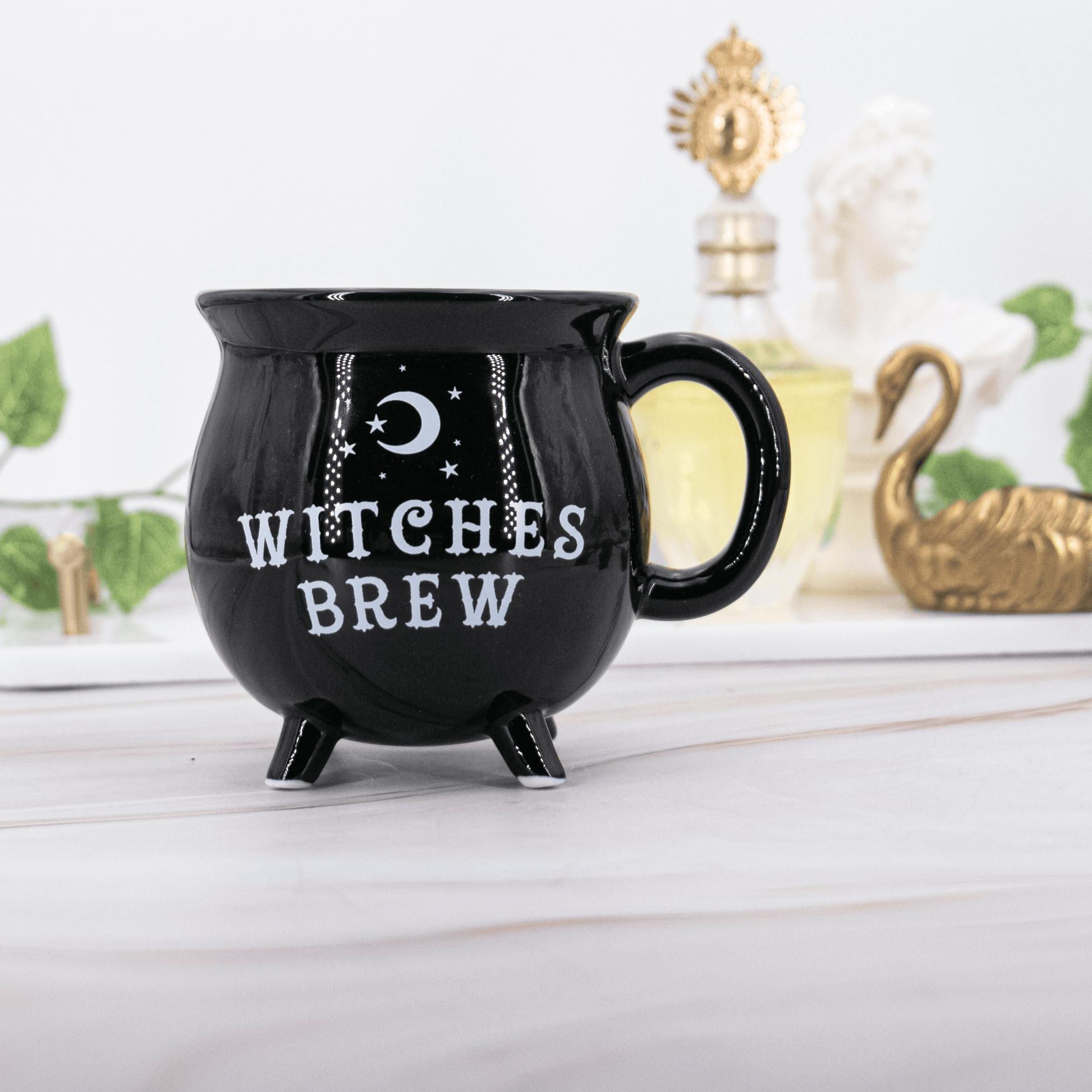 Witches Brew Kessel Tasse Becher Schwarz Mond Sterne Magie magic Hexe Hexerei Spell Halloween Annurah Onlineshop