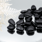 Schwarzer Turmalin Trommelstein poliert Handstein Annurah Crystals deutscher Onlineshop